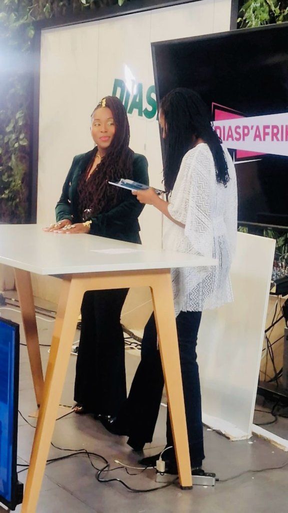 Le vrai pouvoir d’un plateau télé, ce ne sont pas les caméras…